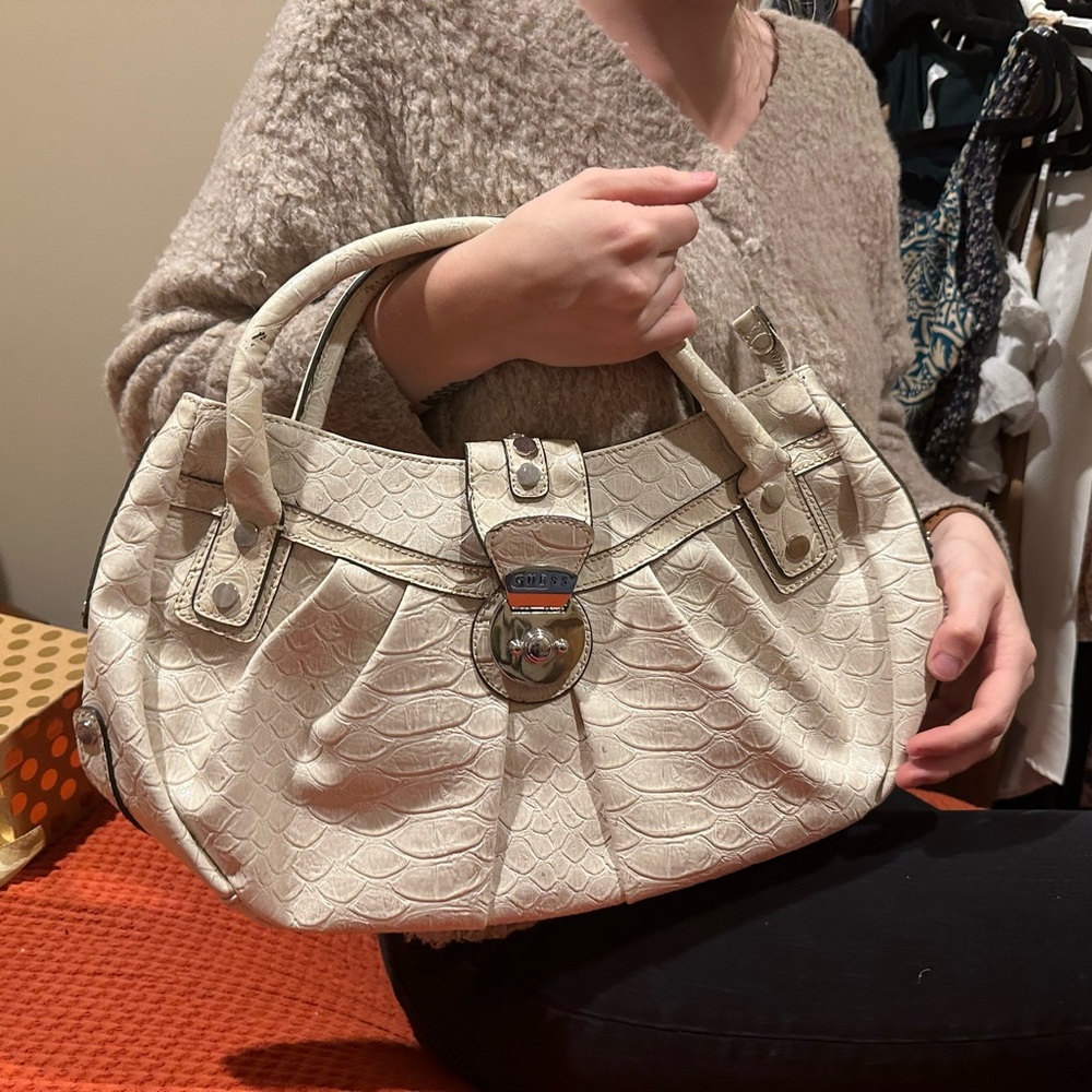 Guess purse